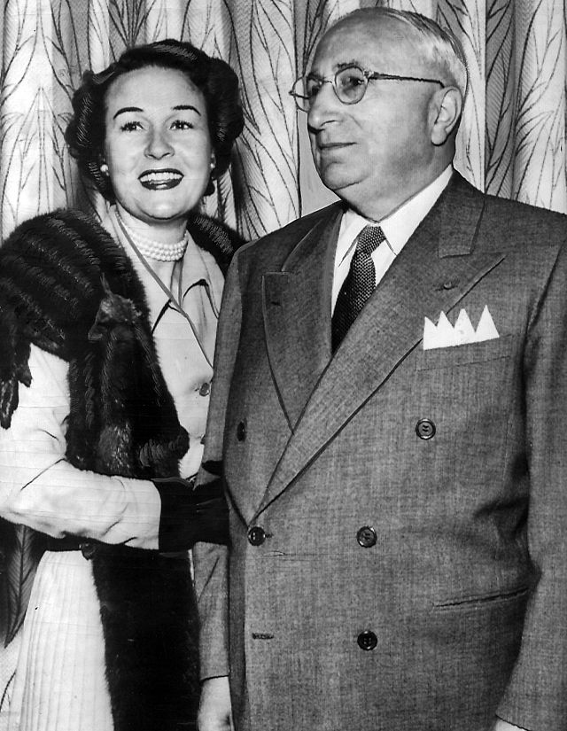 Louis_B._Mayer_and_wife
